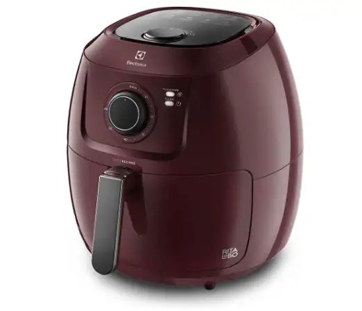 Visão frontal da fritadeira elétrica sem óleo Air fryer Electrolux de 5 L em acabamento vermelho escuro