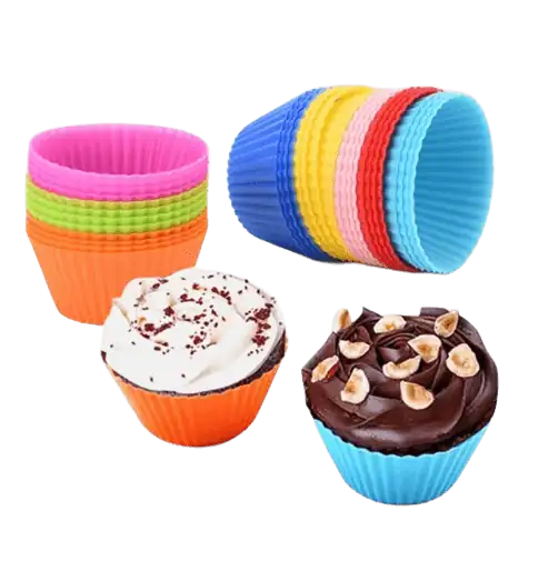 Conjunto de forminhas de silicone coloridas, ideais como acessórios de air fryer para preparar cupcakes e empadas.